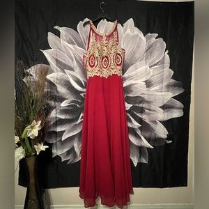 Beautiful Wine Dress 🍷